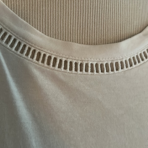 VGUC Lilly Pulitzer Agee Top- Size L - Picture 3 of 4